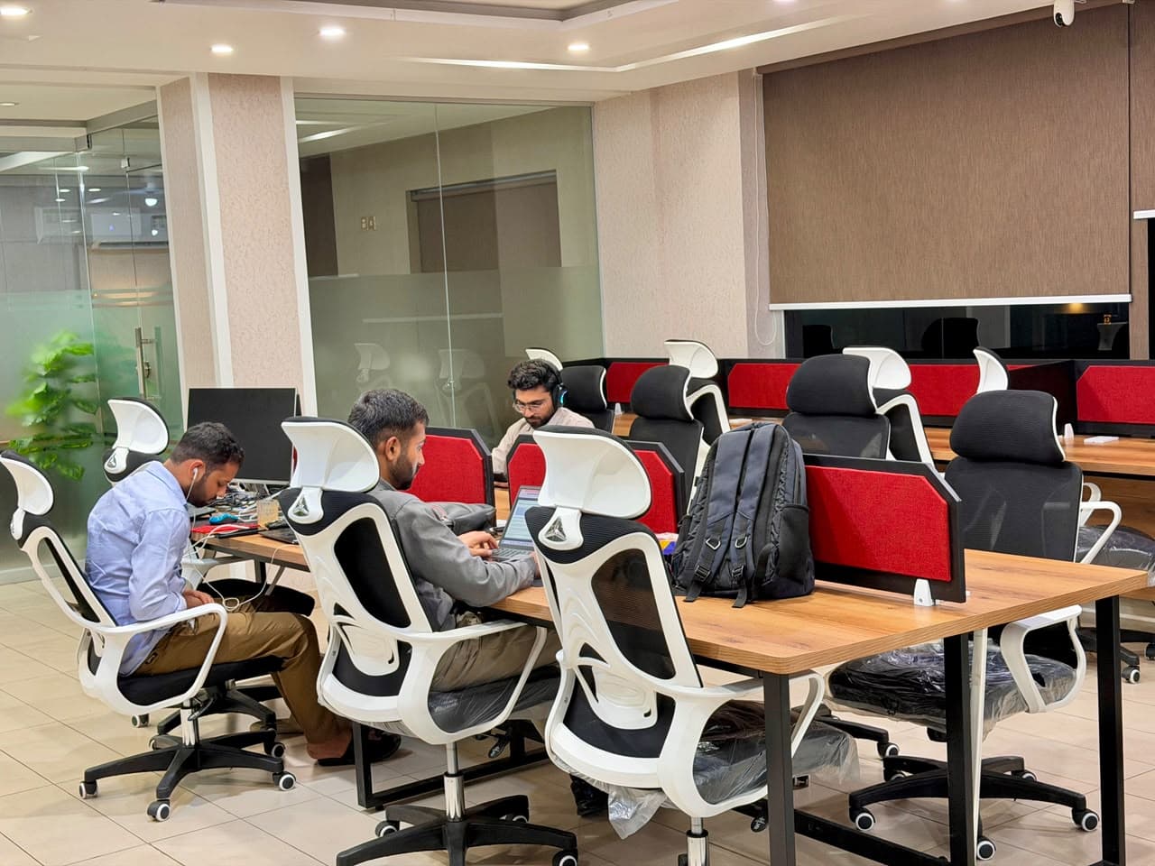 The ADYZER office floor with the team at work
